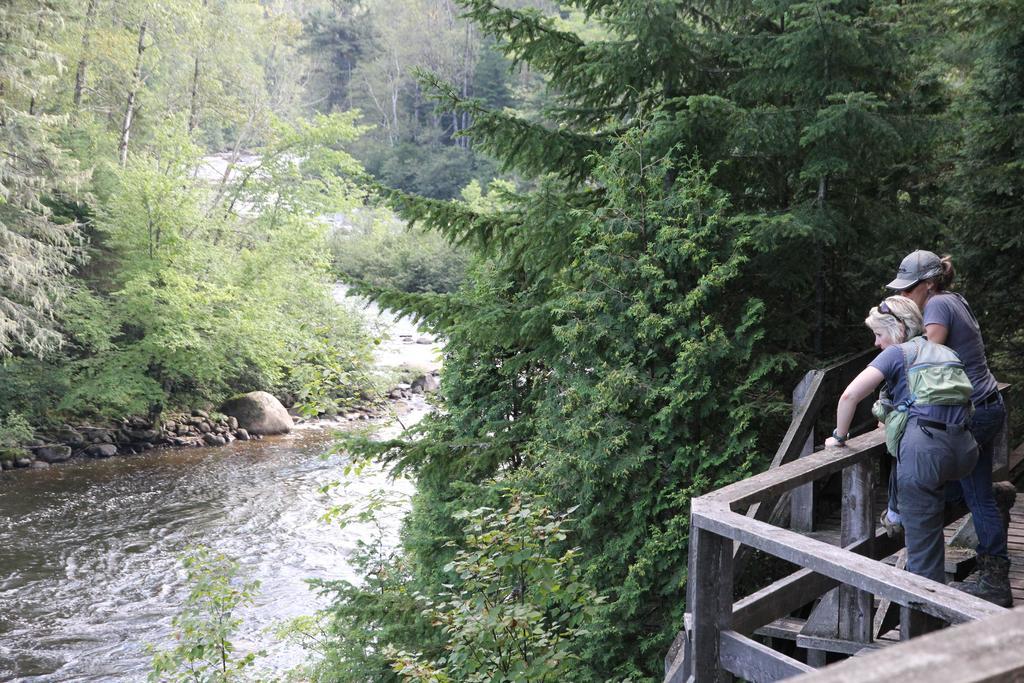 Villa Riviere Petit Saguenay Exterior foto